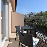 Guest house Apartments And Rooms With Parking Space Vrbnik - Krk - 5299 3*